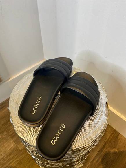 NEW CCOCCI dottie sandal in black - Picture 2 of 3